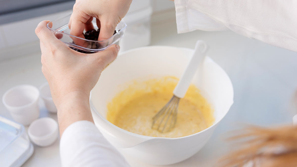 موز و روغن بادام
