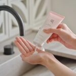 ژل پیلینگ شکوفه زردآلو بیوتی اف جوسان