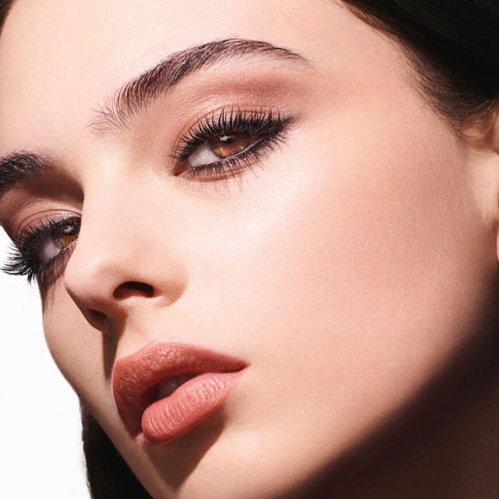 خط-چشم-ماژیکی-دیور خط چشم ماژیکی دیور